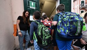 Ritorno a scuola, aumenta la spesa dei libri scolastici: 480 euro per i testi consigliati