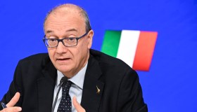 Addio agli istituti tecnici e professionali, diventeranno tutti licei: il piano di Valditara