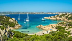 Sardegna ultima in Europa per natalità, istruzione e lavoro: c’è rischio di sparizione
