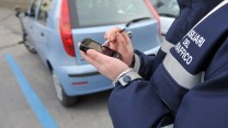 Strisce blu, ticket scaduto: devo pagare la multa o solo la differenza?