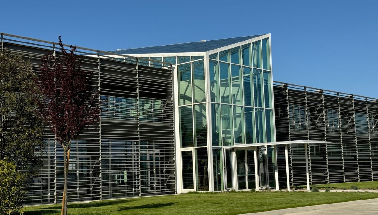 da due dipendenti a fornitore di ferrari e apple la storia di vermetal leader della verniciatura industriale da Quifinanza.it da due dipendenti a fornitore di ferrari e apple la storia di vermetal leader della verniciatura industriale