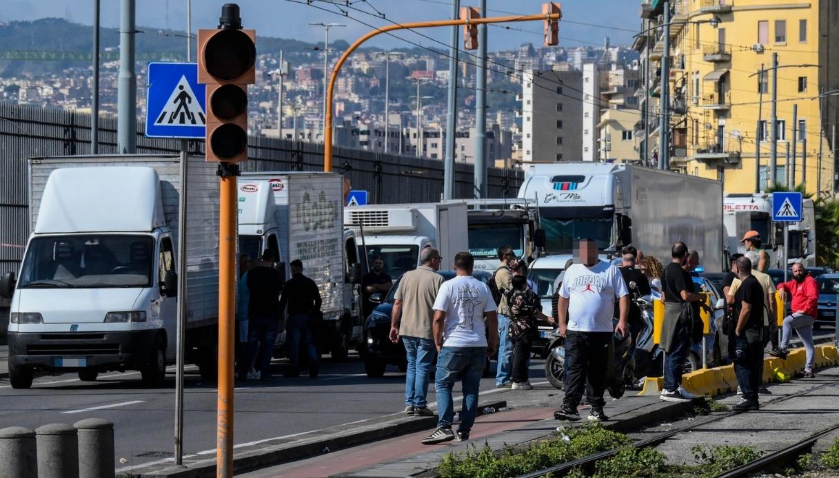 sciopero tir al sud urso il viminale sta identificando i camionisti per rimuovere i presidi da Quifinanza.it sciopero tir al sud urso il viminale sta identificando i camionisti per rimuovere i presidi