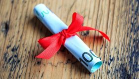Bonus Natale 2026 per i pensionati, quando arriva e a chi spetta