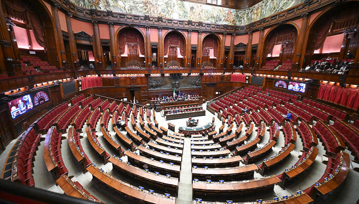 per guadagnare come un parlamentare a un italiano servono 6 anni e 7 mesi da Quifinanza.it per guadagnare come un parlamentare a un italiano servono 6 anni e 7 mesi