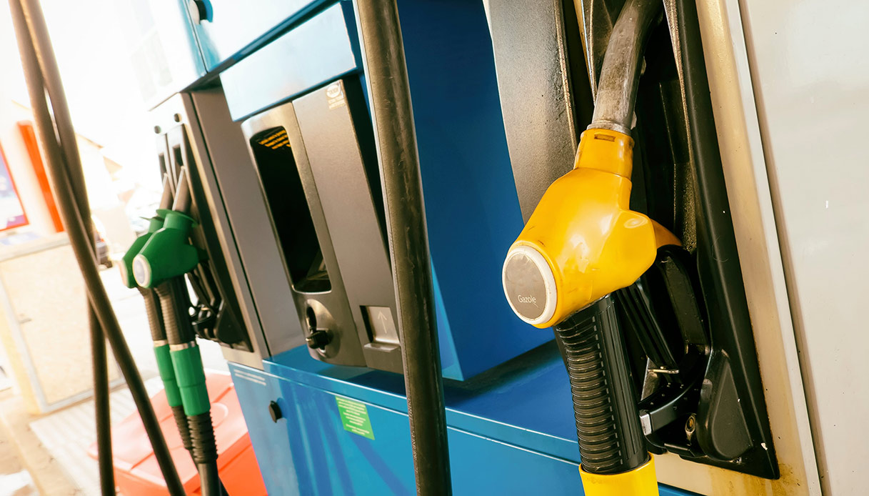 Caro carburante, quanto costa il pieno di benzina e diesel