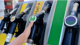 Caro carburanti e scioperi, le Regioni in cui si paga ancora meno di 2 euro: dove risparmiare