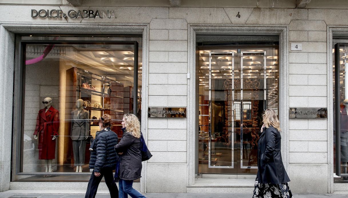 https://quifinanza.it/wp-content/uploads/sites/5/2026/10/danni-manifestazioni-milano.jpg