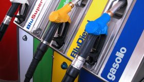 Diesel, stop allo sconto ma manca il decreto sulle accise mobili: prezzi in salita