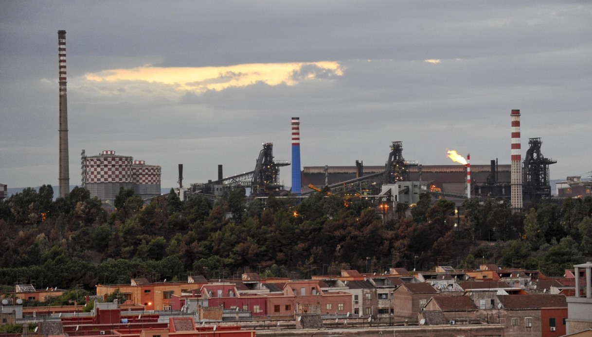 ex ilva la cassazione conferma la chiusura dell8217area a caldo di taranto a rischio 10000 posti da Quifinanza.it ex ilva la cassazione conferma la chiusura dell8217area a caldo di taranto a rischio 10000 posti