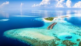 Isola delle Maldive in vendita: quanto costa l’atollo circondato dalla barriera corallina