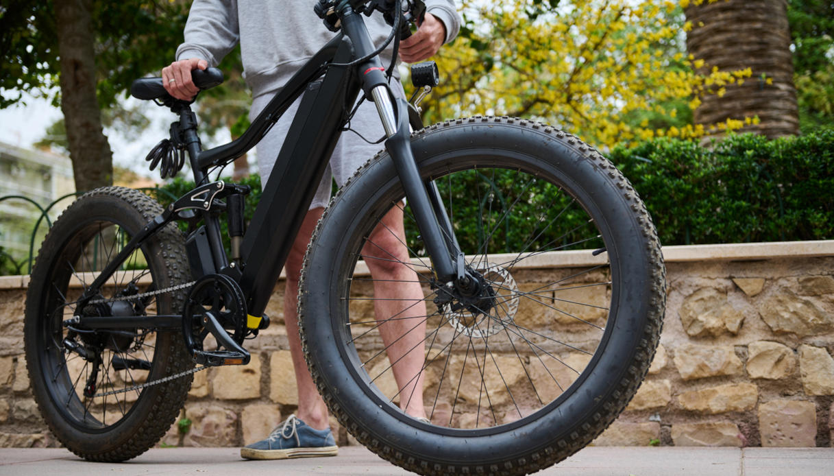 nuovo codice della strada bici elettriche con casco e targa quando scatta l8217obbligo da Quifinanza.it nuovo codice della strada bici elettriche con casco e targa quando scatta l8217obbligo