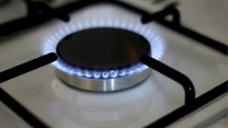 Gas a 97 euro, l’Ue paga già +12 miliardi per il Gnl USA: verso taglio dei consumi