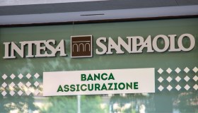 Intesa alza l’offerta su Mps a 31,4 miliardi e dà l’ultimatum: nessun accordo con Bpm