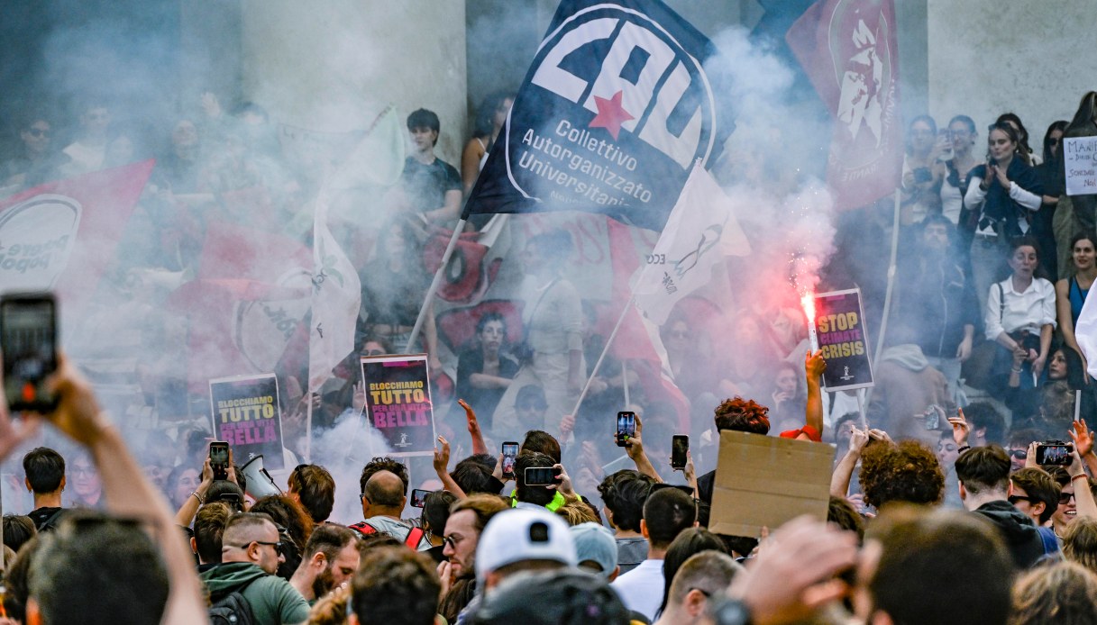 sciopero generale a novembre decine di proteste in tutto il mese date e orari da Quifinanza.it sciopero generale a novembre decine di proteste in tutto il mese date e orari