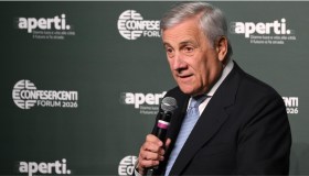 Manovra 2027, Tajani propone meno tasse a giovani e ceto medio. Nessun prelievo alle banche