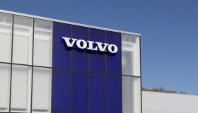 Volvo taglia 2.500 posti di lavoro: il terzo trimestre del 2026 ha segnato perdite record